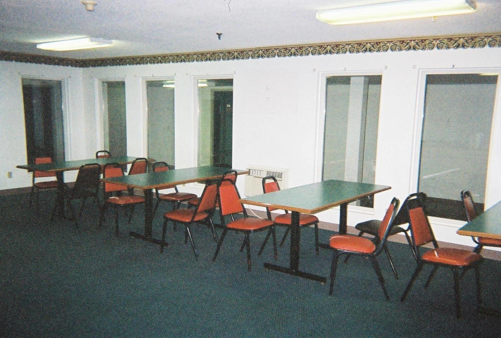 Budget Inn Wentzville Exteriör bild